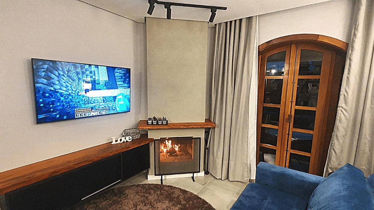 Duplex Luxo Com Piscina Aquecida, Lareira E Wifi * Campos do Jordao